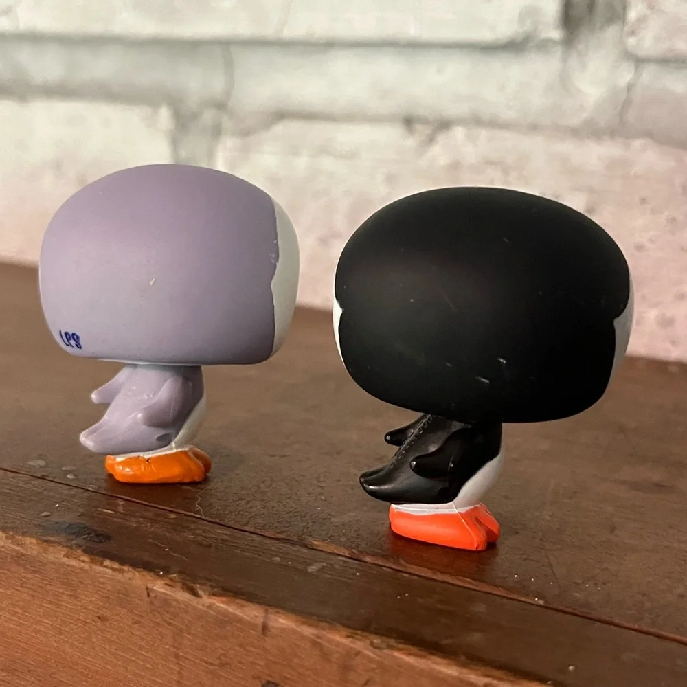 Littlest Pet Shop pair lps